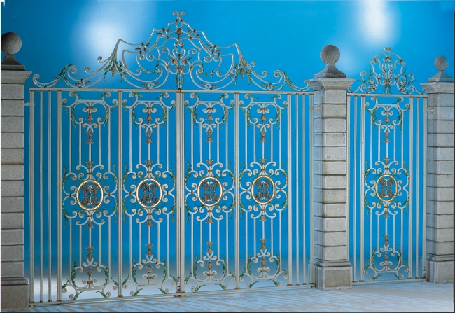 6045-8 Puerta Modelo 6045 B.4000mm H.2570.3810mm 